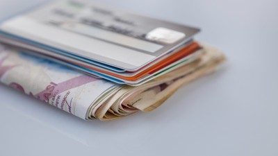 Tüketici Borcu Katlanarak Artıyor: Kredi ve Kart Borçları Rekor Seviyede
