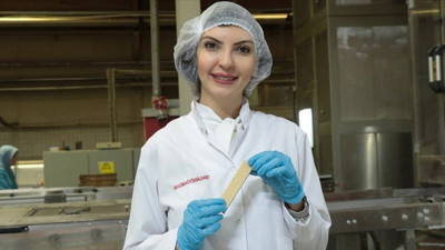 Reklam Yüzü Olduğu Bebe Bisküvi Firmasına Yıllar Sonra Yönetici Oldu