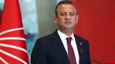 Özgür Özel'e Dikkat Çeken 'Adaylık' Sorusu