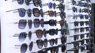 Sahte Güneş Gözlüklerinde Büyük Tehlike! Havalı Olacağım Diye Sağlığınızdan Olmayın