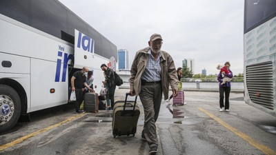 Bayram Tatili Yoğunluğu Başladı! Otogarlarda Hareketlilik: 12 Bin Ek Bilet Satışa Sunuldu