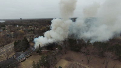 ABD'de Yine Uçak Kazası! Eve Düştü