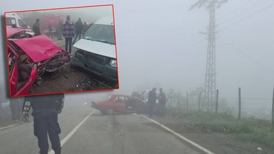 Yoğun Sis Kaza Getirdi! İki Araç Kafa Kafaya Çarpıştı: 3'ü Ağır 5 Yaralı