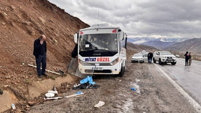 Servis Midibüsü Kontrolden Çıkıp Yamaca Çarptı! 1 Ölü, 16 Yaralı