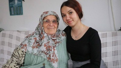 Torununa Terlikle Vurdu, Hapis Cezası Aldı: 'Anne Terliği Silahmış, Nereden Bileyim'