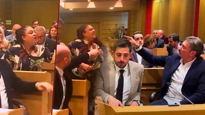 AKP’li Başkandan CHP’li Kadın Üyeye Hakaret! Meclis’te Tansiyon Yükseldi