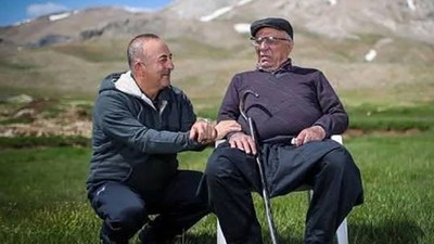 Dışişleri Bakanlığı'ndan Mevlüt Çavuşoğlu'na Başsağlığı