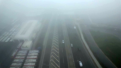 Beylikdüzü'nde Sis! Görüş Mesafesi Düştü