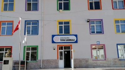 CHP'den Antalya'daki Riskli İlkokul Binası İçin Çağrı, 'Acilen Yıkılmalı'