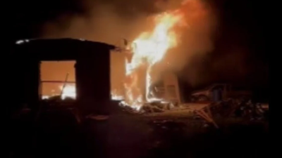 Hurdacı Dükkanı Alev Topuna Döndü