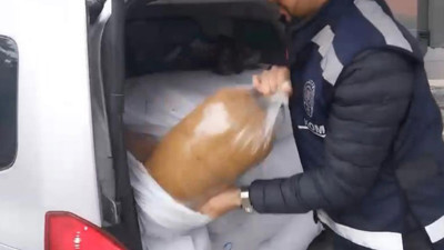 Durdurulan Araçta 240 Kilo Kaçak Tütün Ele Geçirildi