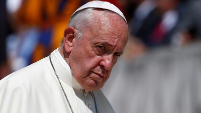 Dünyanın Dört Bir Yanında Yas... Papa'nın Ölümü Eyfel'i Karanlığa Gömdü