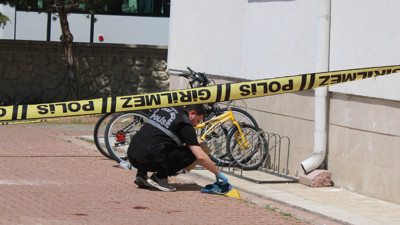 Kayseri'de Yürekler Ağza Geldi! Cam Silerken Düştü...