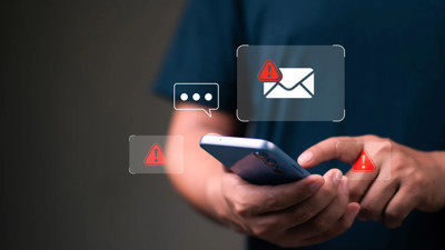 Mahkemeden Emsal Karar! Bu Emoji Cinsel Taciz Sayıldı