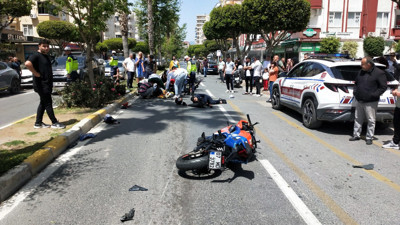 Alanya’da Motosikletler Kazaya Karıştı