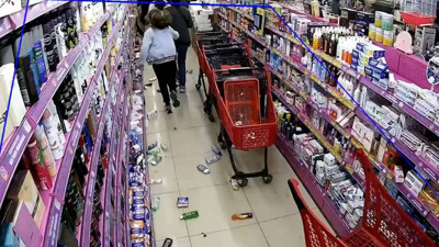 İstanbul'da Depremde Panik Anları Kamerada