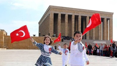 Siyasilerden '23 Nisan' Mesajı