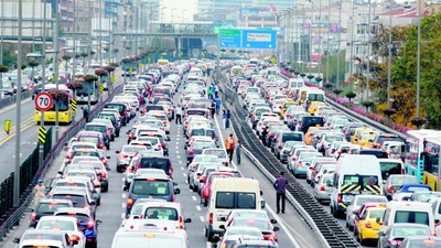 Trafikte Yeni Dönem Resmen Başladı: Yaş Sınırı 21 Oldu!