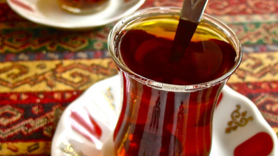 Çay Bu Şekilde Demlenince Resmen Zehir Etkisi Yapıyormuş! İşte Çay Demlemenin Altın Kuralı