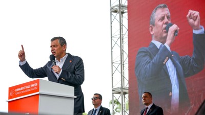 Özgür Özel'den Cumhurbaşkanına 'Düello' Çağrısı: Eğer İmamoğlu Suçlu Çıkarsa Siyaseti Bırakıyorum