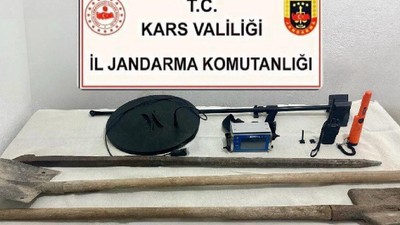 Kaçak Defineciler Suçüstü Yakalandı