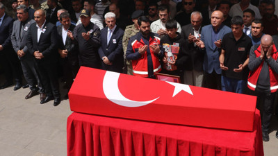 Şehit Astsubay Gaziantep'te Son Yolculuğuna Uğurlandı