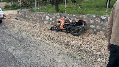 Kayganlaşan Yol Kaza Getirdi: 1 Yaralı