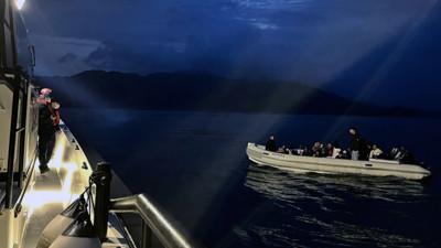 Marmaris Açıklarında 12 Düzensiz Göçmen Kurtarıldı