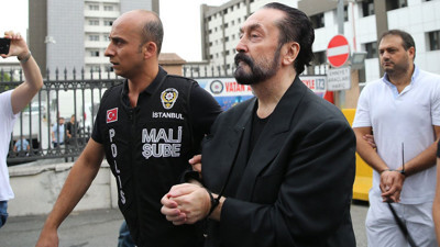 Adnan Oktar Davasında Karar Çıktı, Savunması Pes Dedirtti: 'Kadınların Bana Olan Sevgisi Çok Kıskanıldı'