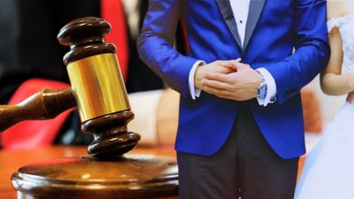 Yargıtay'dan Emsal Karar: Kendini Bekar Gibi Tanıtan Kocaya Tazminat Tokadı