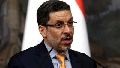 ABD'nin Saldırıları Altındaydı... Başbakan İstifa Etti