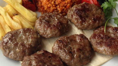 Az Kıymayla İki Katı Köfte Yaptıracak Mutfak Sırrı Açığa Çıktı! Her Öğününüzde Yer Alacak