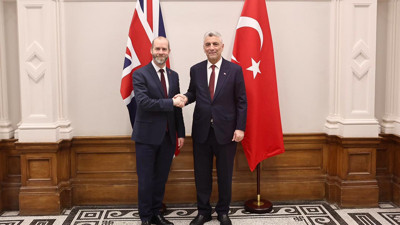 Bakan Bolat, Birleşik Krallık İş Ve Ticaret Bakanı Reynolds İle Görüştü