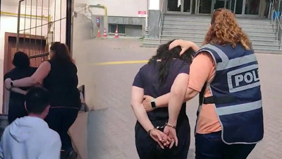 55 Yıl Kesinleşmiş Cezası Bulunan Şahıs Merdiven Boşluğunda Yakalandı