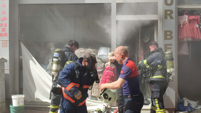 Edirne Keşan’da Çocuk Giyim Mağazasında Yangın Paniği