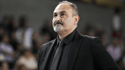 Polonya'da Sezonun En İyi Başantrenörü Selçuk Ernak