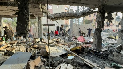 İsrail, Gazze'de Okul Bombaladı! 15 Ölü