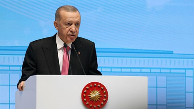 Cumhurbaşkanı Erdoğan'dan Kritik Açıklamalar: 'Kendini Devletten Üstün Görenlerin Tepelerine Binmeye Devam Edeceğiz'