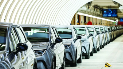 Türkiye'de Yeni Fabrika Kuracaktı: Otomotiv Devinin Planları Değişti