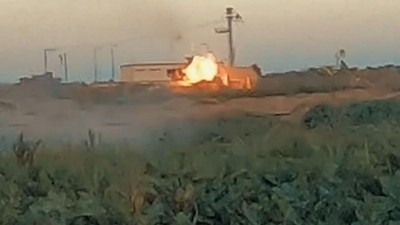 Batı Şeria'da Filistinlilerin Araçları Ateşe Verildi