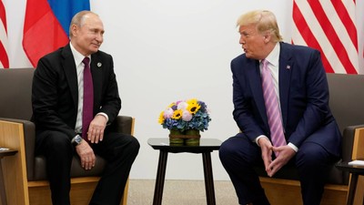 Putin ve Trump'ın Telefon Görüşmesi Yapacağı Saat Belli Oldu