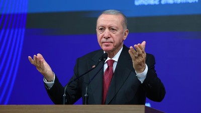 Cumhurbaşkanı Erdoğan'dan Yeni Anayasa Çıkışı: Yeniden Aday Olacak mı?