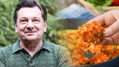 Ülkeyi İkiye Bölmüştü: Vedat Milor 'Menemen' Tartışmasının Fitilini Yeniden Ateşledi