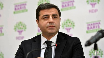 Selahattin Demirtaş'ın Cumhurbaşkanına Hakaret Davası Ertelendi