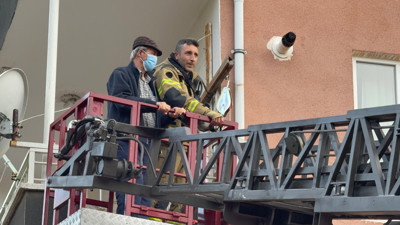 Apartman Gaz Odasına Döndü: Sebebi 'Pes' Dedirtti