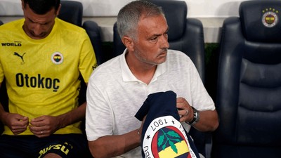 Efsane İsim Mourinho'ya Yardımcı Oluyor