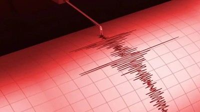 Ege Denizi'nde Deprem! AFAD'dan İlk Açıklama