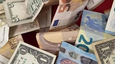 Dolar Güne Yükselişle Başladı