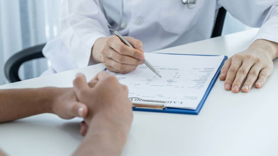 Sağlık Bakanlığı Duyurdu: Hastanelerde Yeni Dönem! 81 İlde Artık Böyle Rapor Alınacak