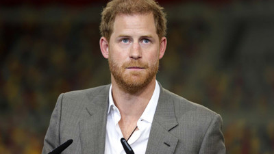 Prens Harry'den Şoke Eden Hamle! Şimdi de Soyadını Değiştiriyor